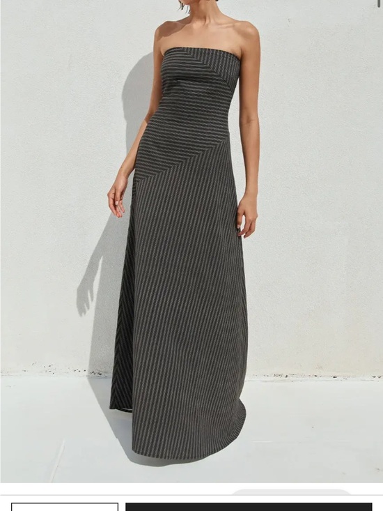 Seven Wonders Dresses & Skirts - Strapless Black and Gray Pinstripe Maxi Dress